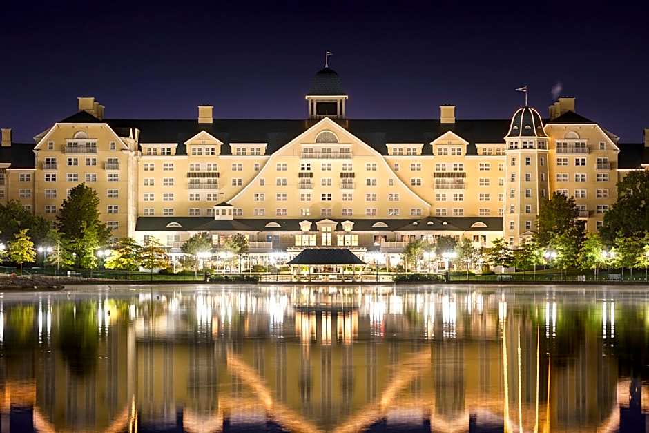 Disney Newport Bay Club