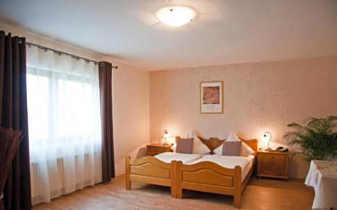 Hotel zum Schnackel in Mainz