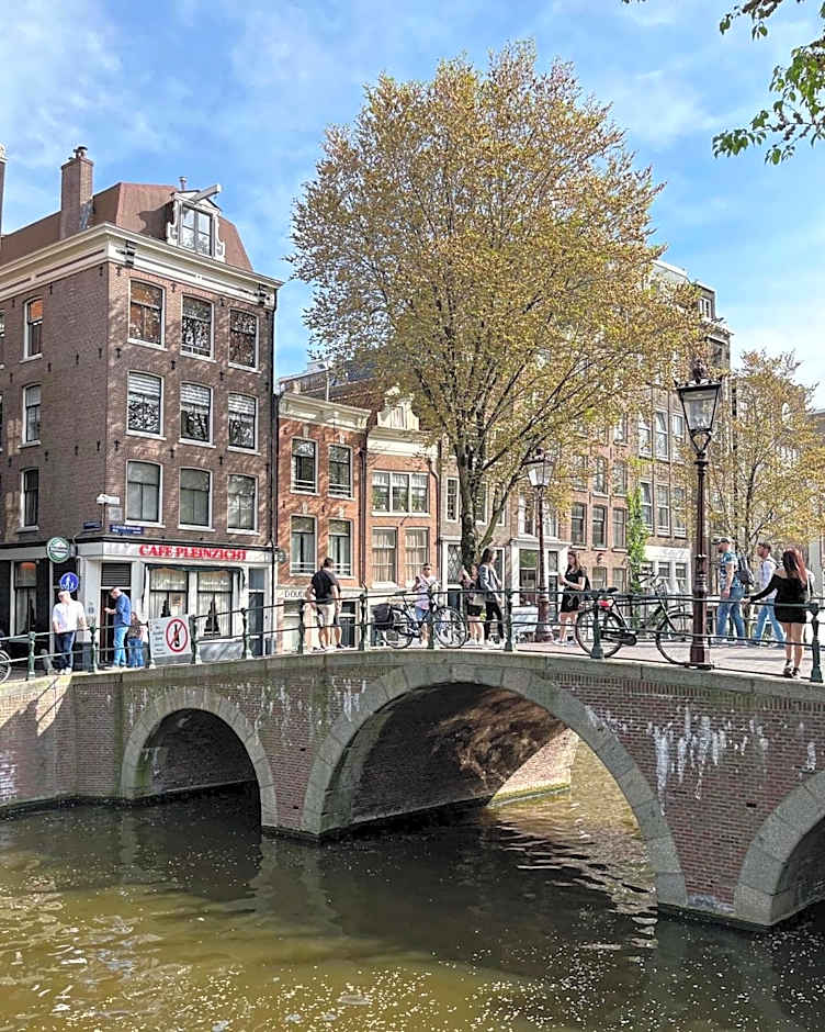 Facade Hotel Amsterdam