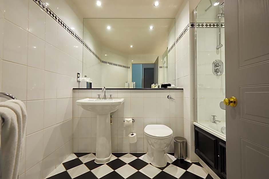 Woughton House Hotel