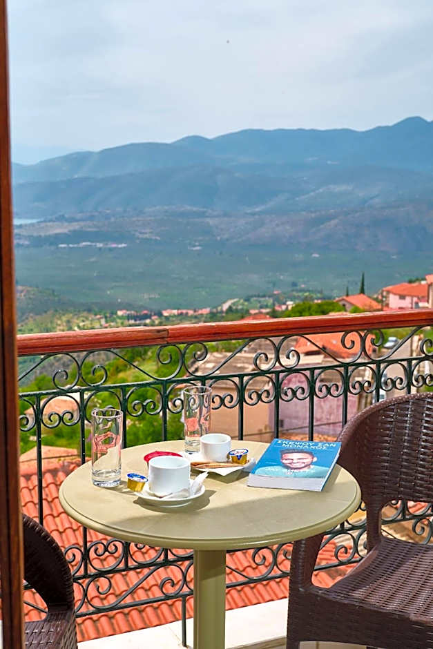 Fedriades Delphi Hotel