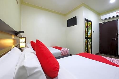 OYO 90045 Dalyla Inn Hotel