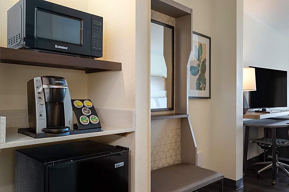 Holiday Inn Tampa North By IHG