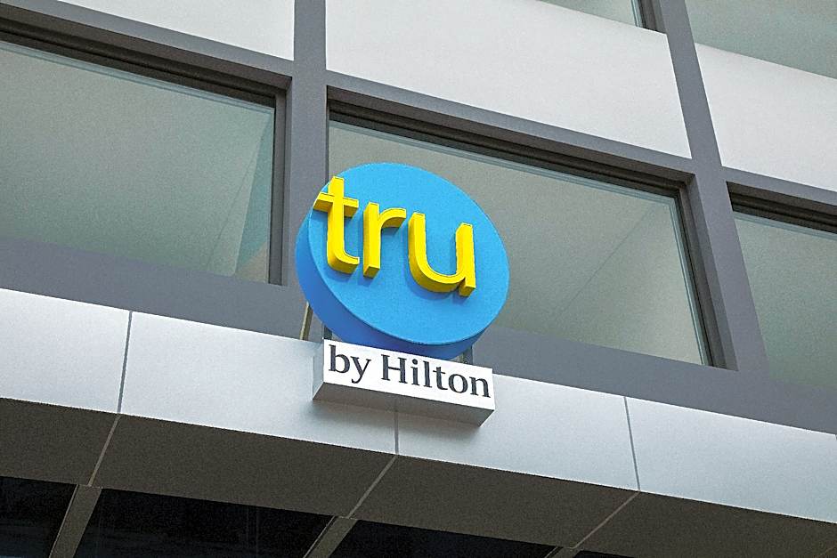 Tru by Hilton Hoa Binh City Centre
