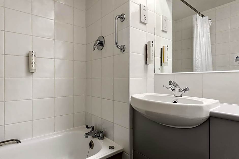 Days Inn Bridgend Cardiff