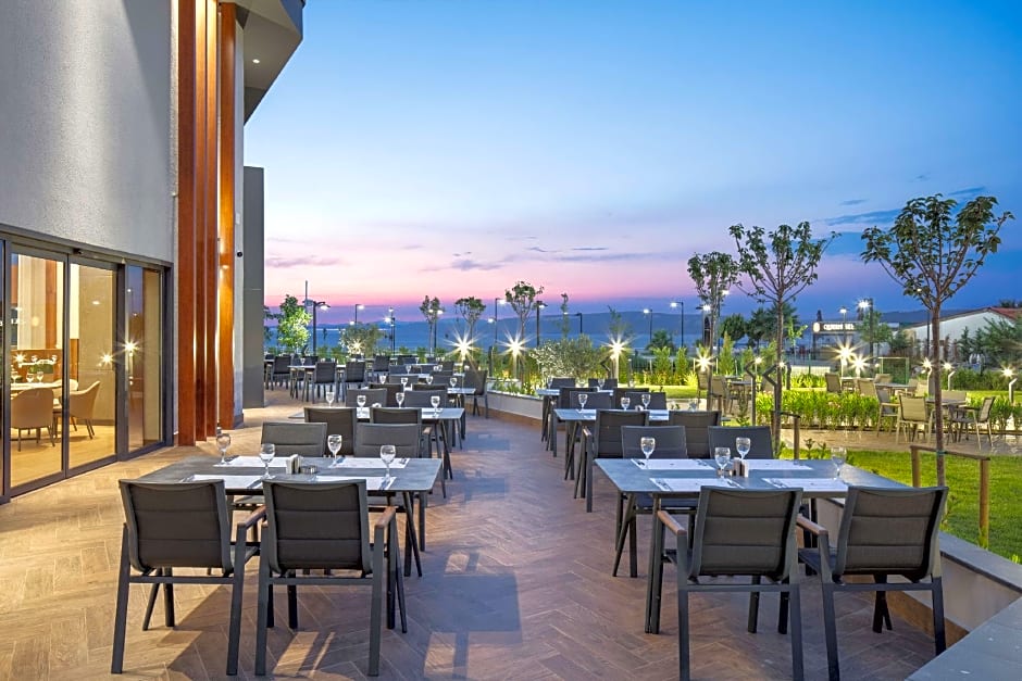 DoubleTree by Hilton Canakkale