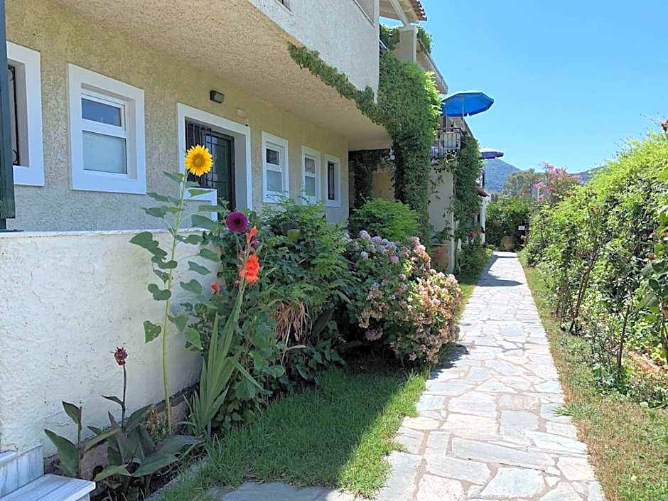 The Mayflower Studios & Apartments