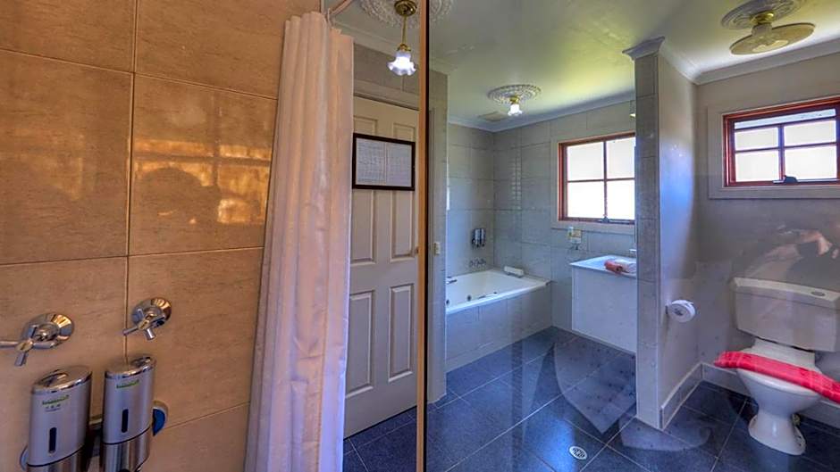 Hatchers Richmond Manor