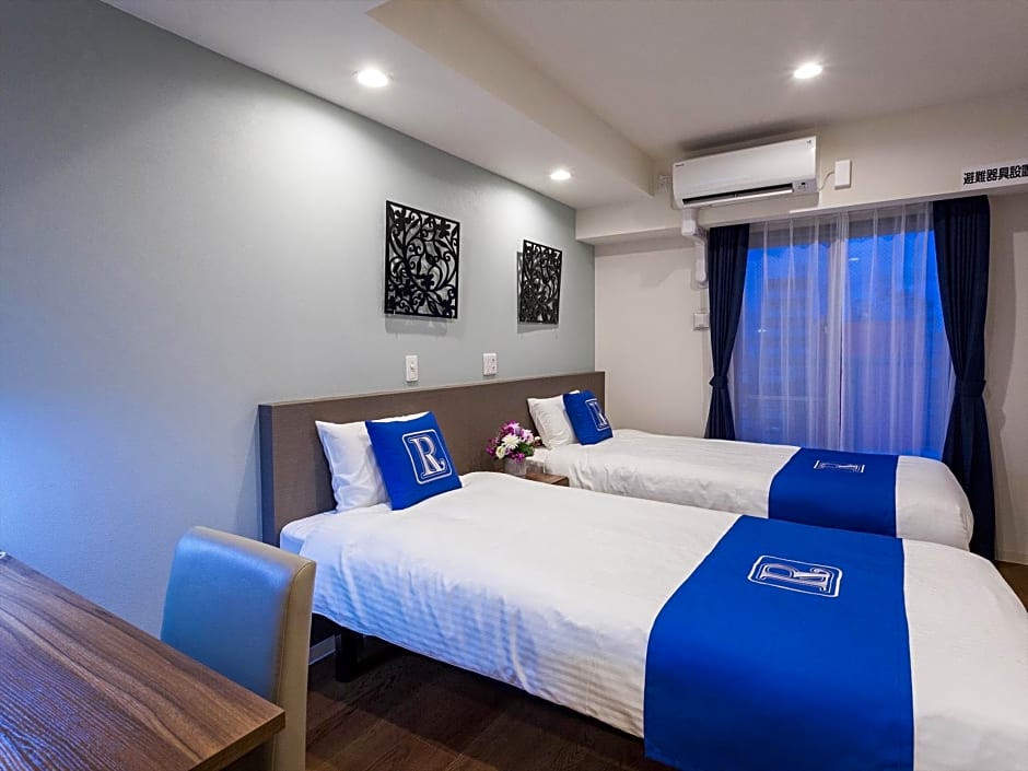Kariyushi COndominium Resort Naha Living Inn Asahibashiekimae Annex and Premier