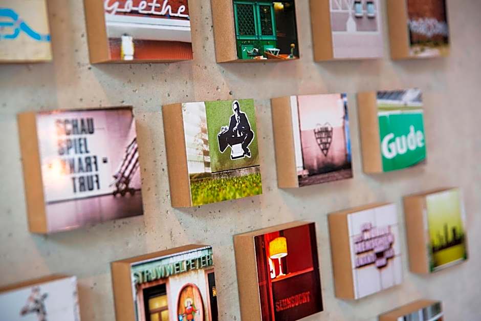 Moxy by Marriott Frankfurt East