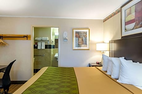Double Room with Two Double Beds - Non-Smoking