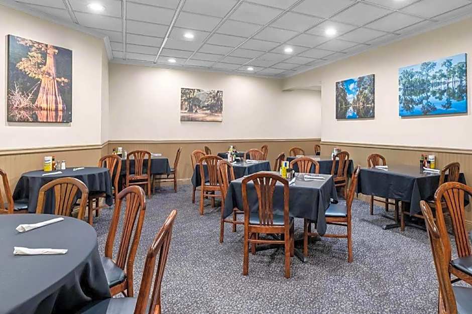 Best Western Forest Inn