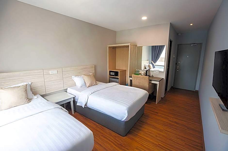 V3 Hotel & Residence Seri Alam