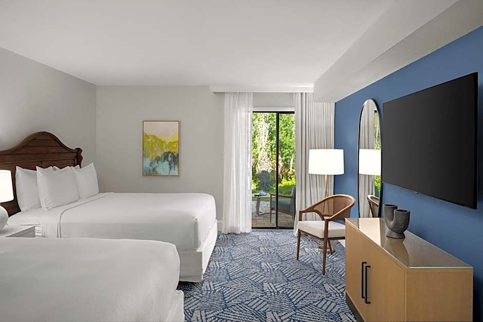 Photo 1 of 8 of Deluxe 2 Double Beds Guestroom