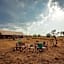 Gnu Mara River Camp