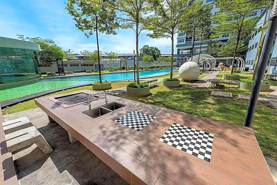 Puchong Skypod Residence @ Hostay