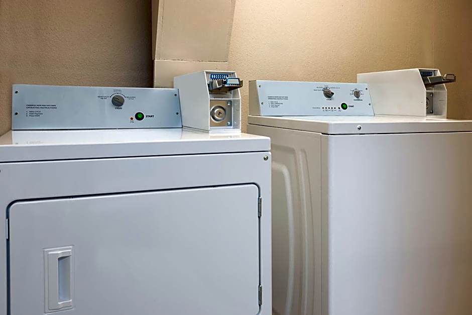 Country Inn & Suites by Radisson, North Little Rock, AR