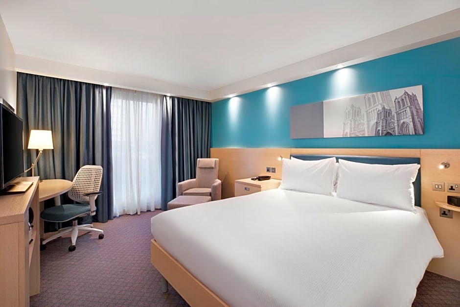 Hampton By Hilton Bristol Airport