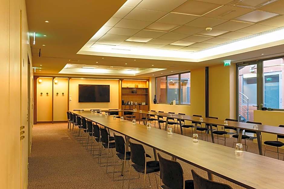 Crowne Plaza Lyon  Cite Internationale By IHG