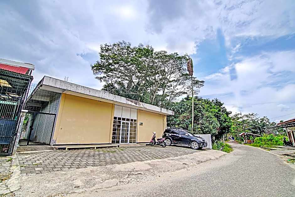 Hotel O Lucky Guesthouse