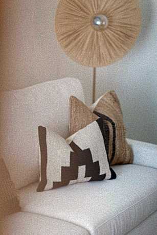 King Suite with Pool View