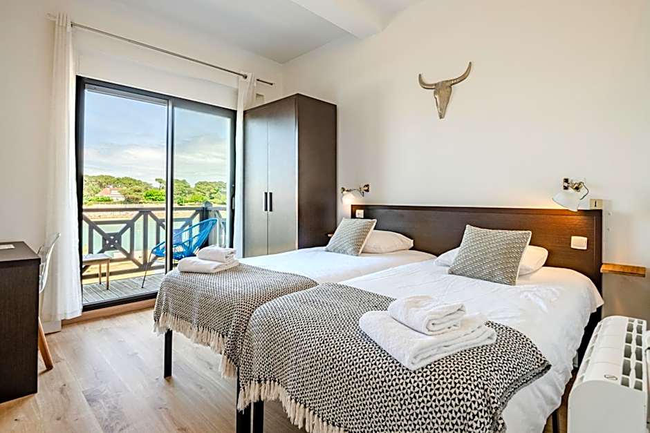 Single Fin Hotel & Lodge