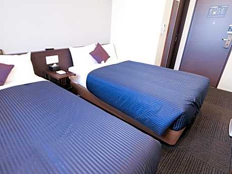 Twin Room - Non-Smoking