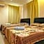 Penarak Bamboo Beach Motel