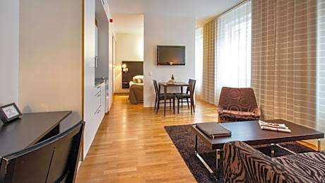 Family King Room with Sofa Bed