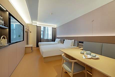 Twin Superior Room
