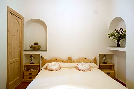Double Room with Partial Sea View