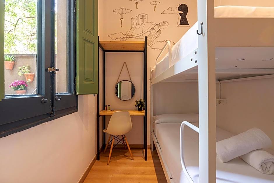Rodamon Barcelona Hostel
