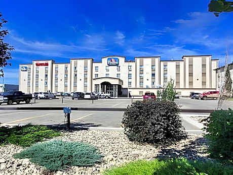 Quality Inn & Suites Grand Prairie