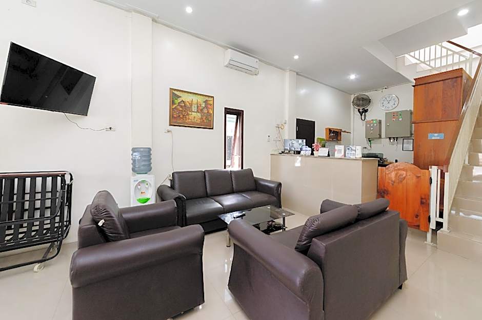 RedDoorz Syariah near Pelabuhan Ulee Lheue Banda Aceh