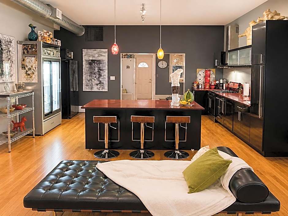 House 5863- Chicago'S Premier Bed And Breakfast