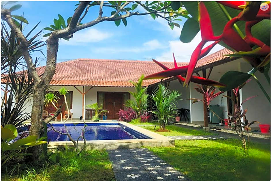 Pererenan Nengah Guest House by ZUZU