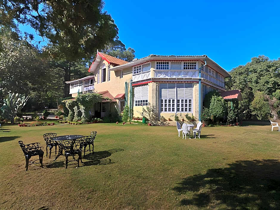 Chevron Rosemount Hotel