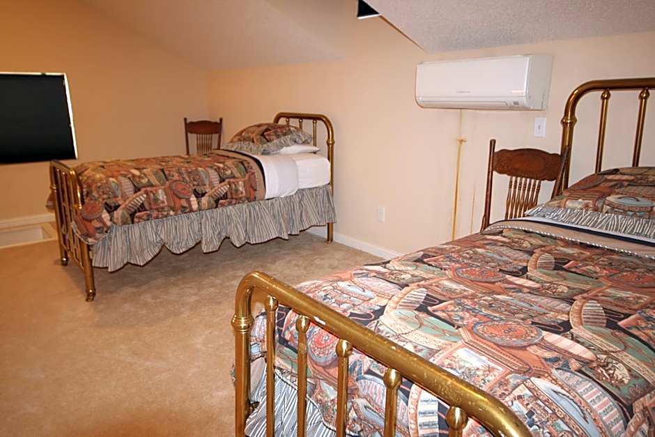 Woodrow House Bed & Breakfast