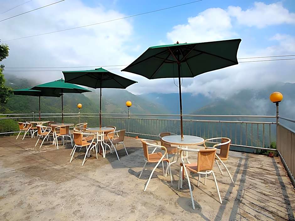 Lala Shan 5.5K Farm Stay