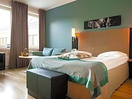 Standard with 1 Double Bed