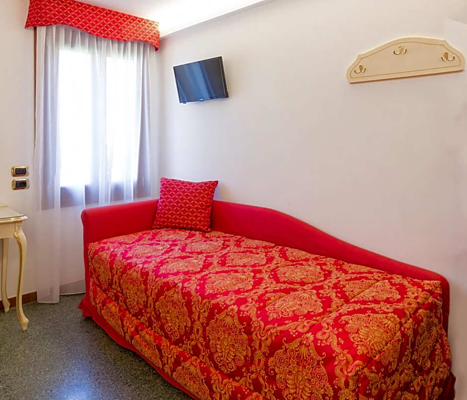 Hotel Leonardo