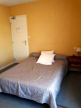 Double Room with Shared Toilet