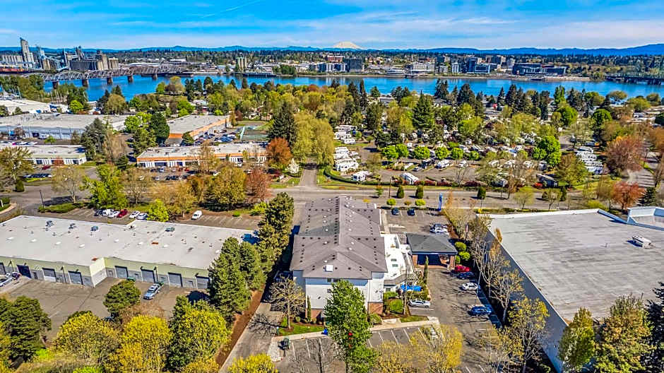 Holiday Inn Express Hotel & Suites Portland - Jantzen Beach By IHG