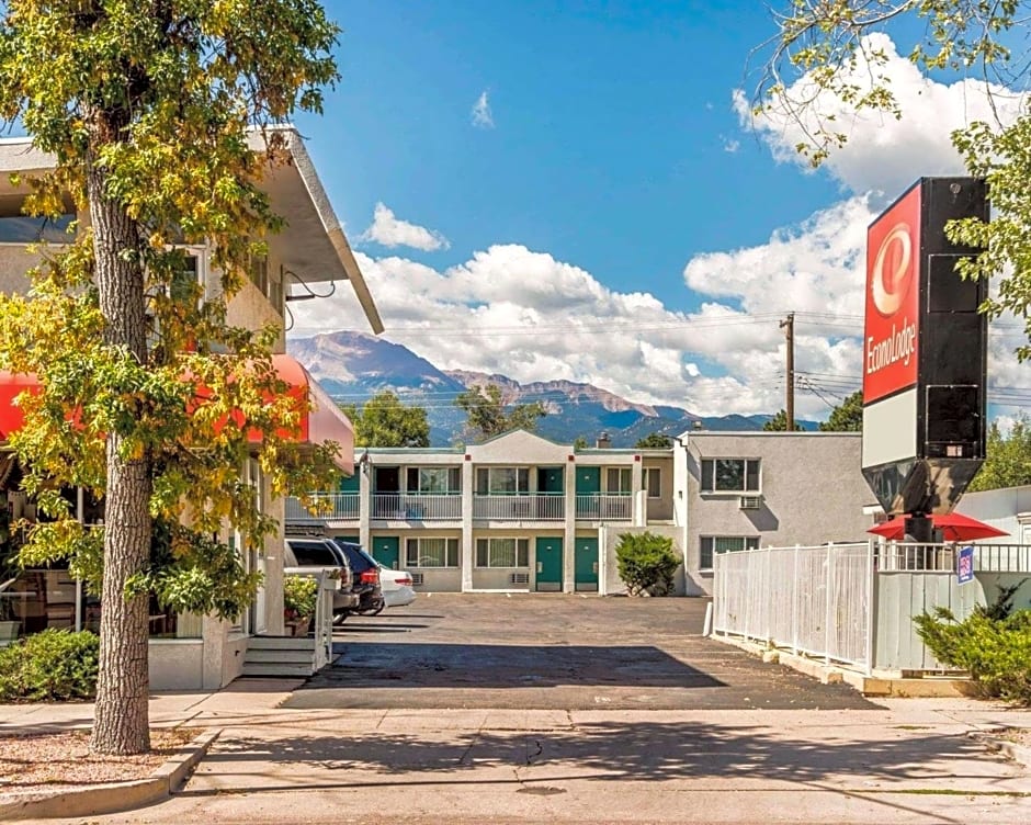 Econo Lodge Downtown Colorado Springs