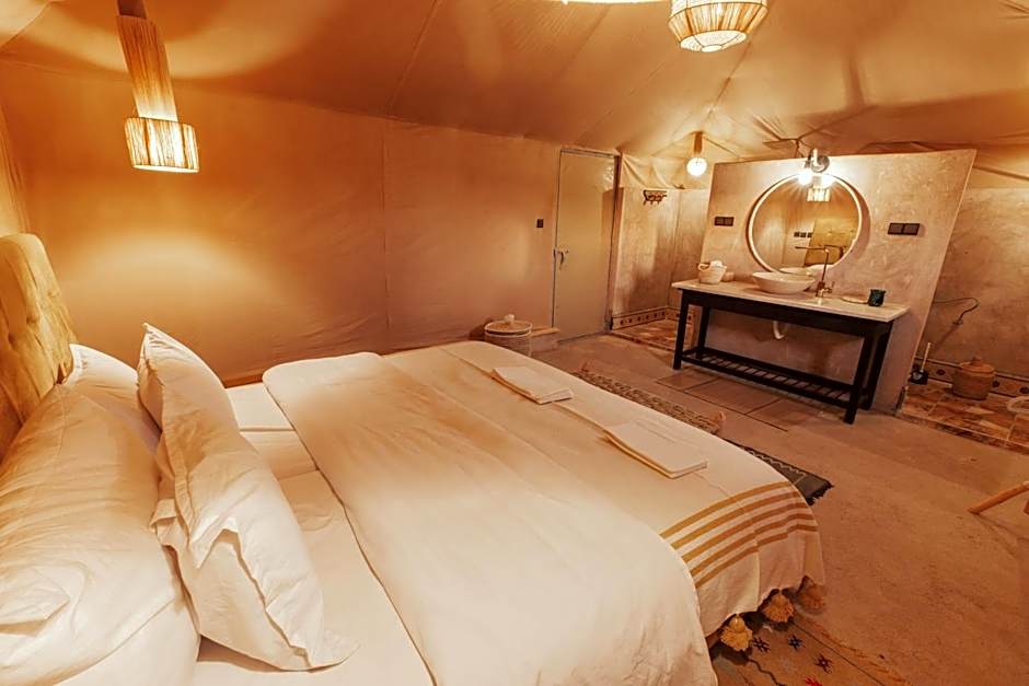 Tassili Luxury Desert Camp