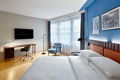 Premium Queen Room with Kitchenette