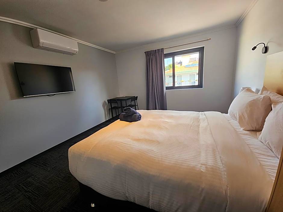 Econo Lodge Rivervale