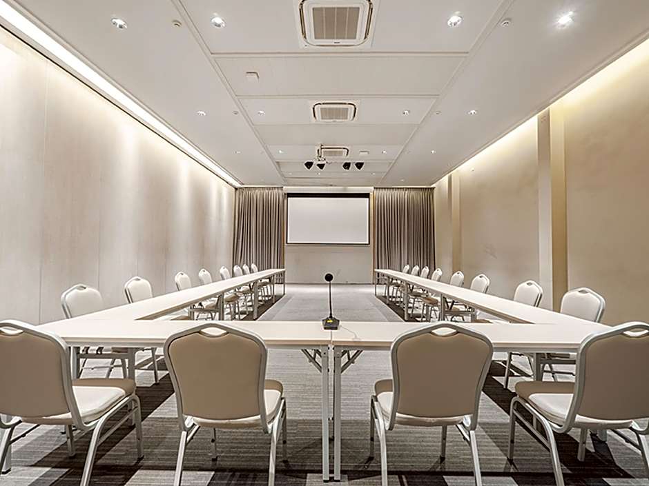 Koon Hotel Sukhumvit