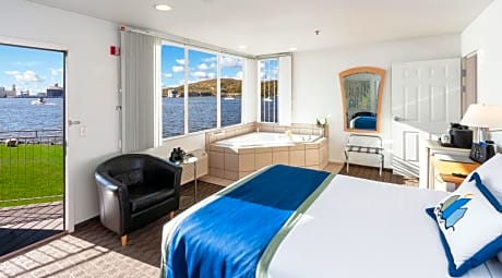 Junior Suite with Bay View - Disability Access