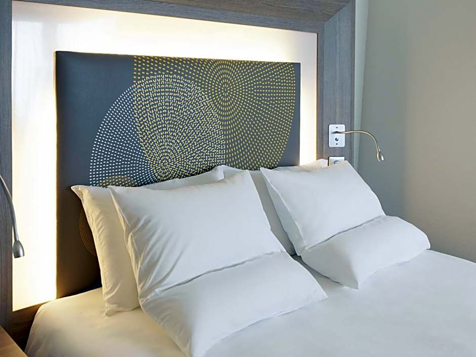 Novotel Newcastle Airport